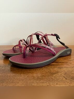Chaco Backlass Ecotread Sandal Womens Sz 9 US Outdoor Hiking Comfort Burgundy